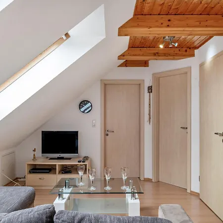 Fuer 6 Personen 70 M² Apartment